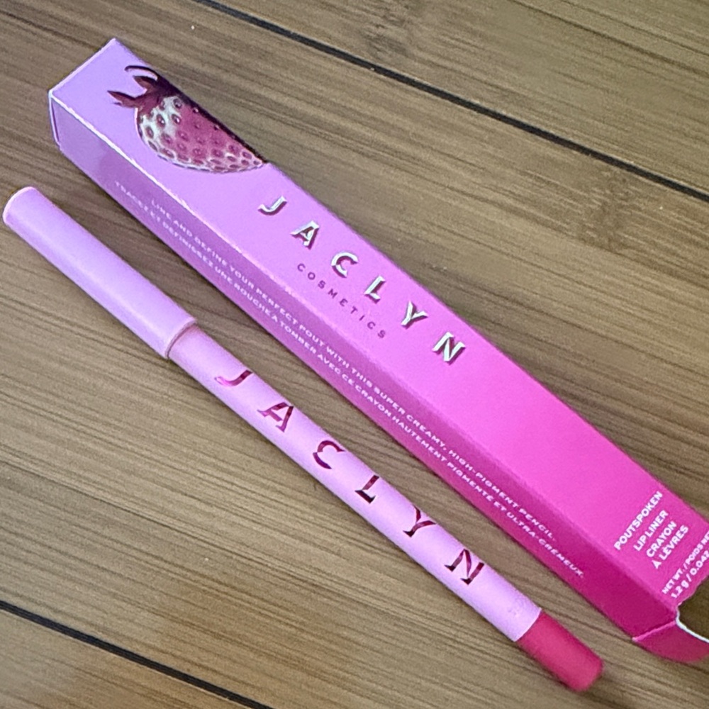 Juicy Pink PoutSpoken Lip Liner By Jaclyn Cosmetics